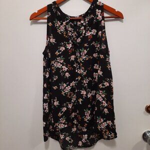 Jasmine & Juliana Black Floral Top